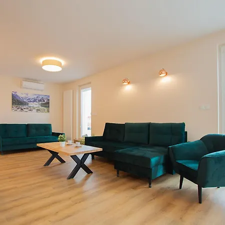 VacationClub - Apartamenty Zakopiańskie Apartament 438-2